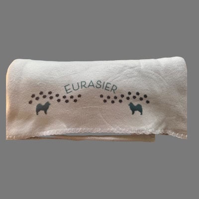 EVN-winkeltje: fleece deken met Eurasier logo's en pootafdrukken